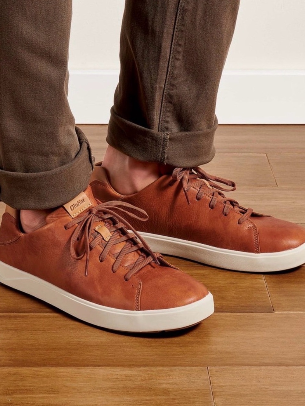 Olukai Men's Lae'ahi Li ‘Ili Sneaker Brown Leather Size 10